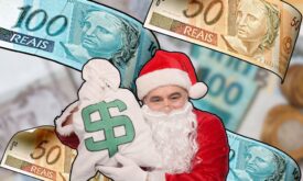 Papai Noel com saco de dinheiro
